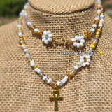 Nude & White & Gold Daisy Beaded Necklace |Flower Bead Bead Necklace | Urban Vibe Chic | Seed Bead Jewelry