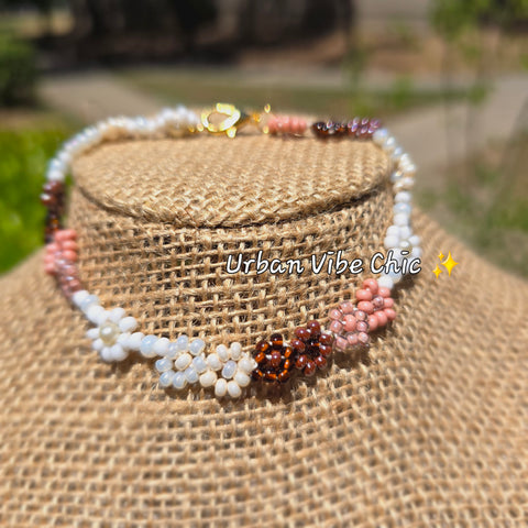 Nude Pink Daisy Beaded Anklet |Flower Bead Bead Anklet | Urban Vibe Chic | Seed Bead Jewelry | Beaded Necklace